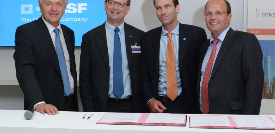 Signature du partenariat entre Bouygues Construction et BASF